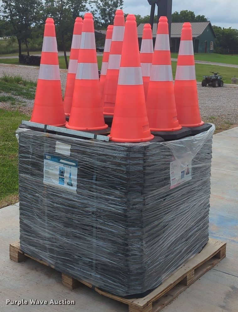 image for item NW9593 Approximately 250 AGT Industrial traffic cones 