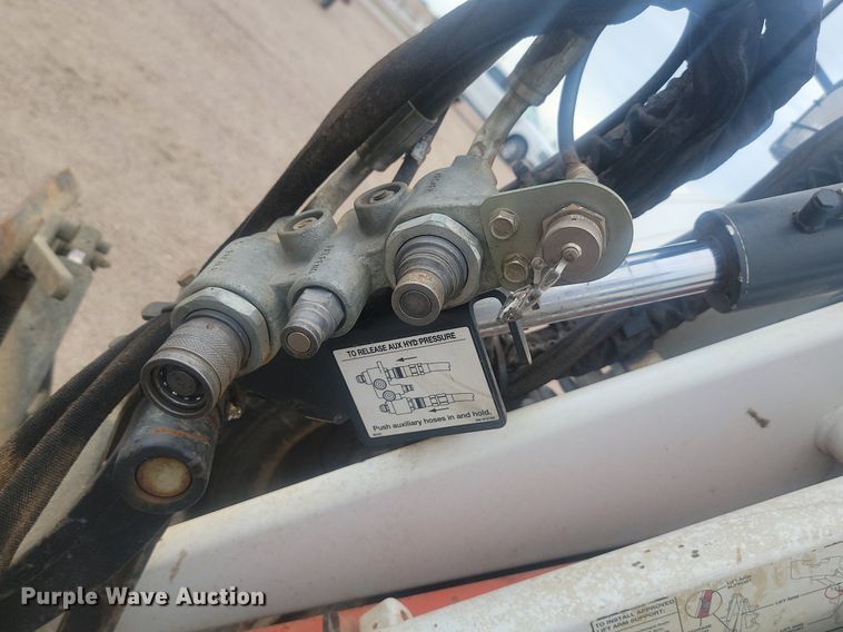 image for item OD9575 2016 Bobcat  5600 utility vehicle