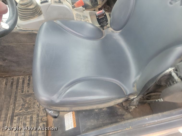 image for item OD9575 2016 Bobcat  5600 utility vehicle