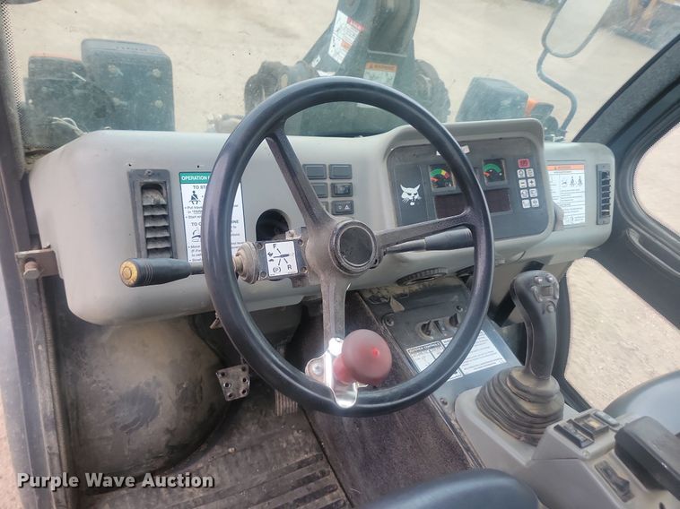 image for item OD9575 2016 Bobcat  5600 utility vehicle