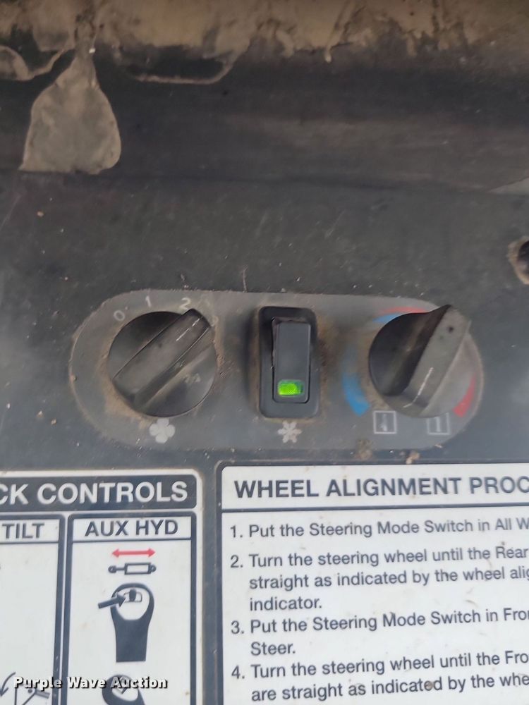 image for item OD9575 2016 Bobcat  5600 utility vehicle