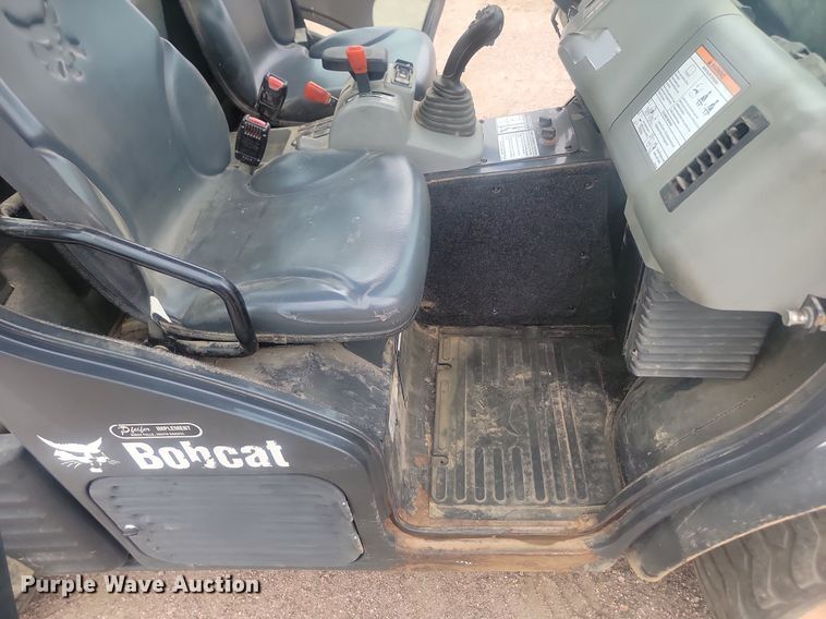 image for item OD9575 2016 Bobcat  5600 utility vehicle
