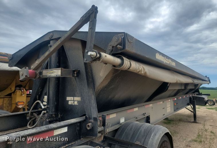 image for item OD9576 2016 Side Dump Industries  DS47CAR3R2T11 side dump trailer
