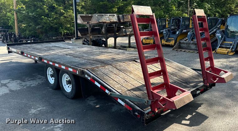 image for item OF9759 2016 Towmaster TC-10 equipment trailer