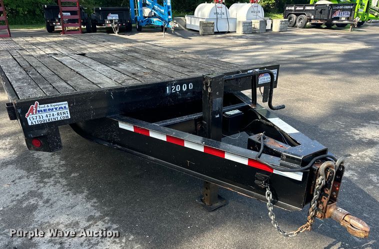 image for item OF9759 2016 Towmaster TC-10 equipment trailer