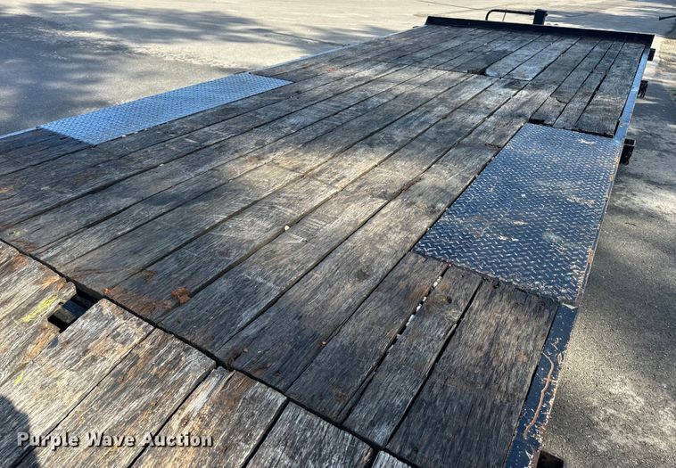 image for item OF9759 2016 Towmaster TC-10 equipment trailer