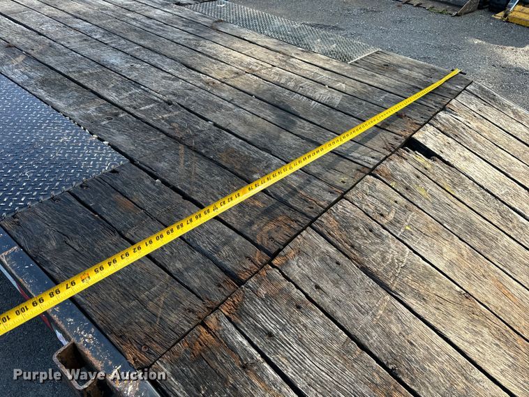 image for item OF9759 2016 Towmaster TC-10 equipment trailer