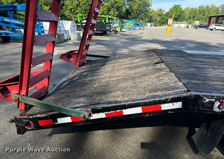 image for item OF9759 2016 Towmaster TC-10 equipment trailer