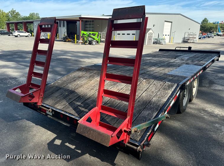 image for item OF9759 2016 Towmaster TC-10 equipment trailer