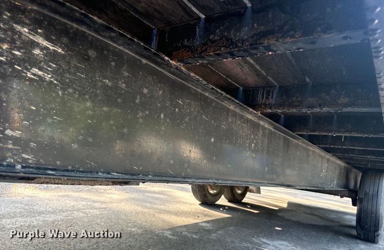 image for item OF9759 2016 Towmaster TC-10 equipment trailer