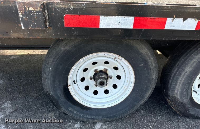 image for item OF9759 2016 Towmaster TC-10 equipment trailer