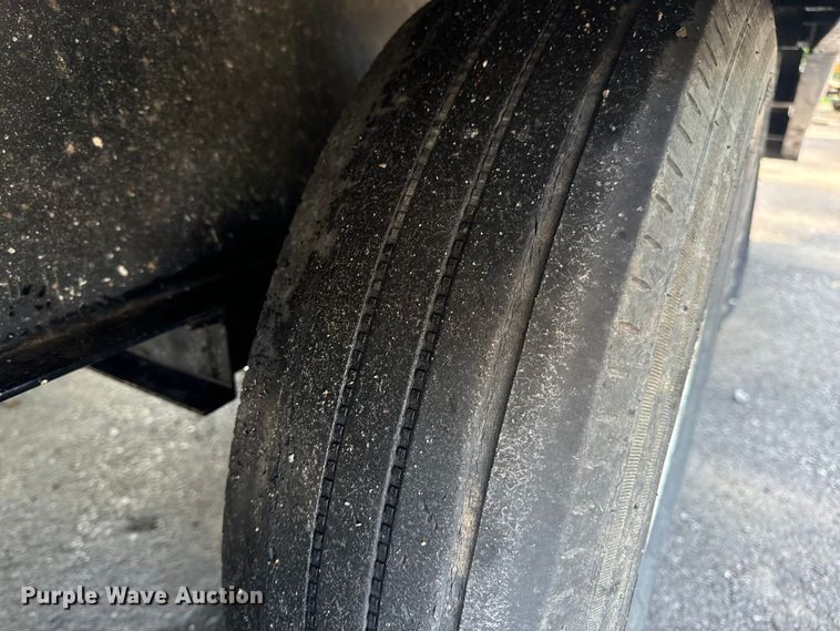 image for item OF9759 2016 Towmaster TC-10 equipment trailer