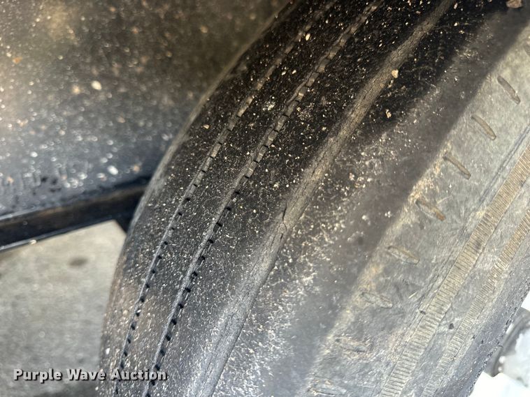 image for item OF9759 2016 Towmaster TC-10 equipment trailer