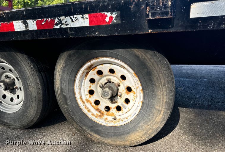 image for item OF9759 2016 Towmaster TC-10 equipment trailer