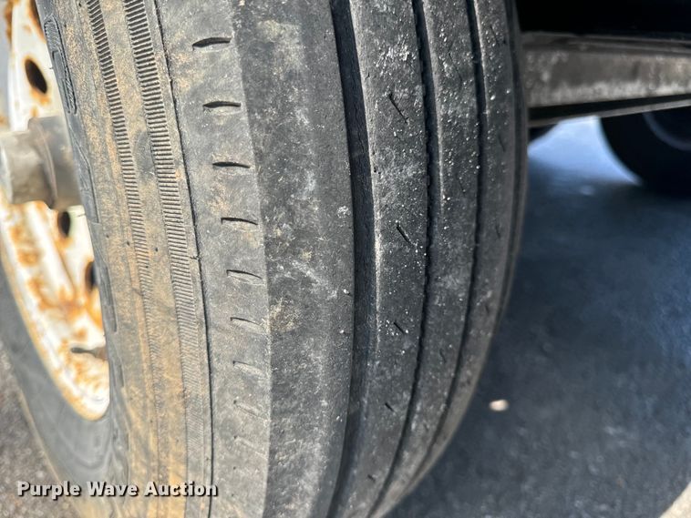 image for item OF9759 2016 Towmaster TC-10 equipment trailer