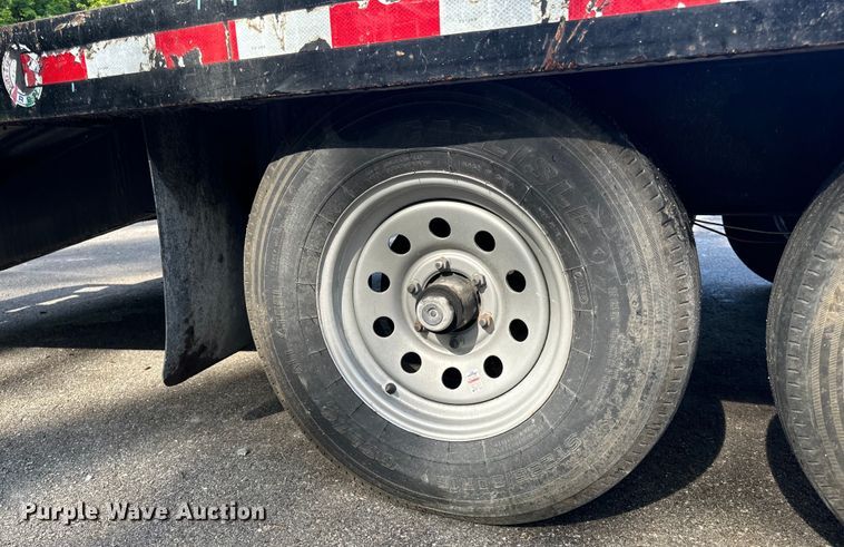 image for item OF9759 2016 Towmaster TC-10 equipment trailer