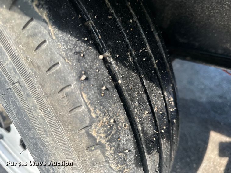 image for item OF9759 2016 Towmaster TC-10 equipment trailer