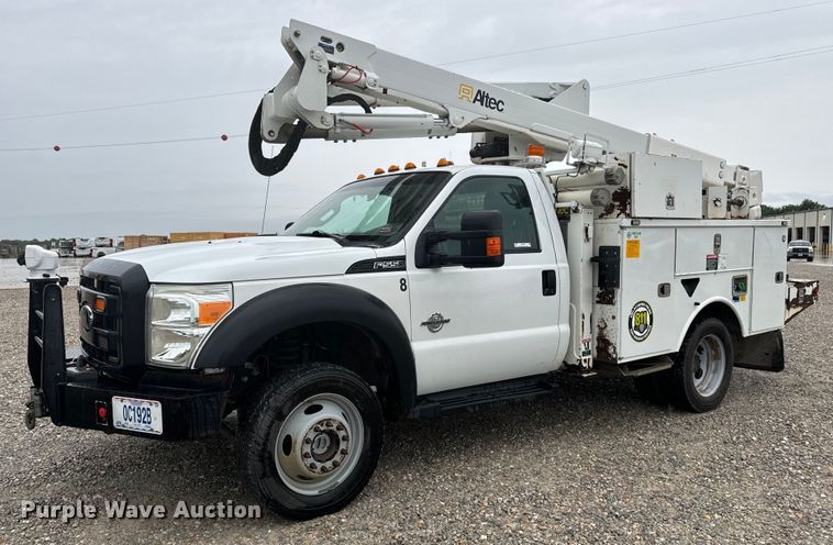 image for item OF9764 2014 Ford F550 Super Duty XL bucket truck