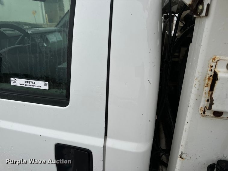 image for item OF9764 2014 Ford F550 Super Duty XL bucket truck