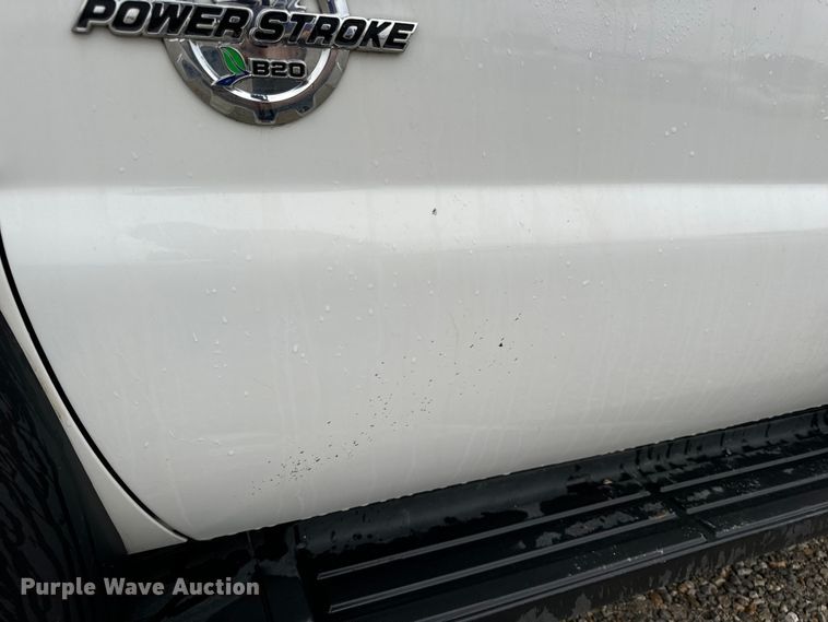 image for item OF9764 2014 Ford F550 Super Duty XL bucket truck