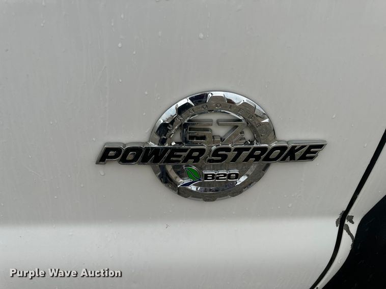 image for item OF9764 2014 Ford F550 Super Duty XL bucket truck