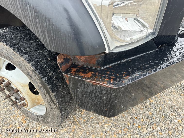 image for item OF9764 2014 Ford F550 Super Duty XL bucket truck