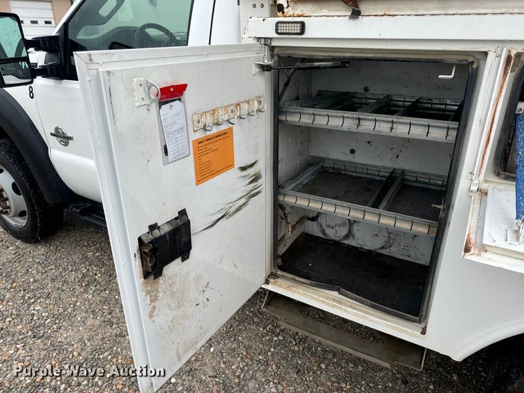 image for item OF9764 2014 Ford F550 Super Duty XL bucket truck