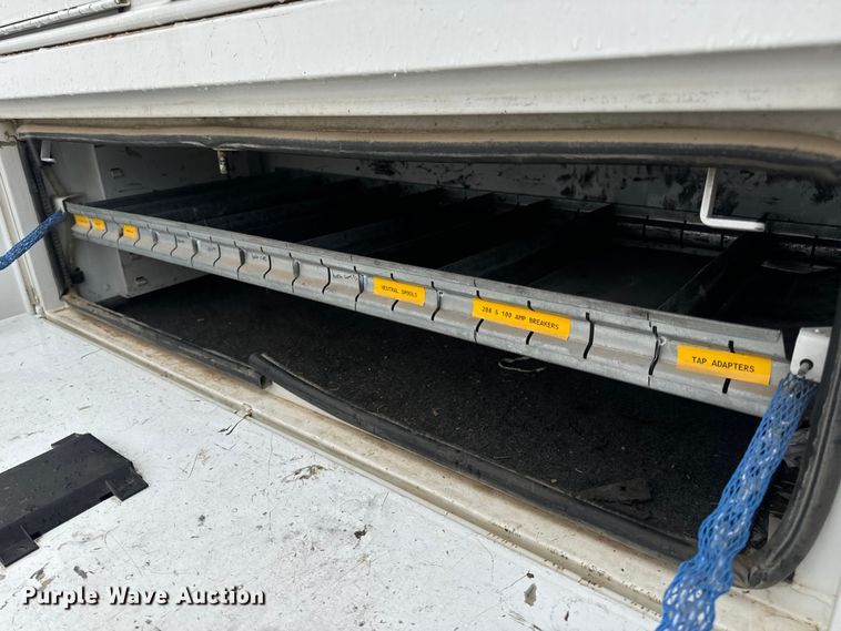 image for item OF9764 2014 Ford F550 Super Duty XL bucket truck