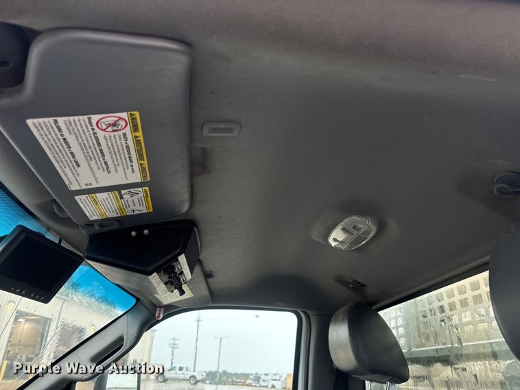 image for item OF9764 2014 Ford F550 Super Duty XL bucket truck