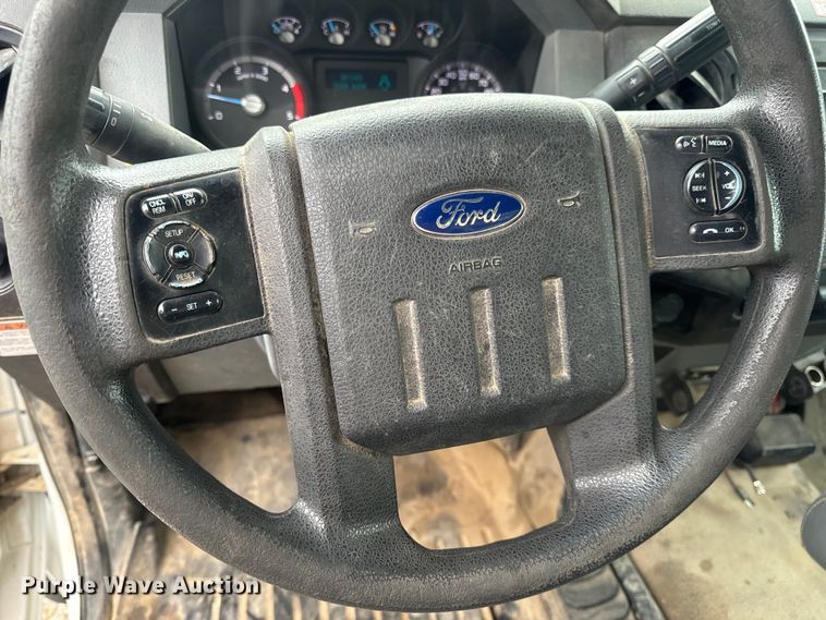 image for item OF9764 2014 Ford F550 Super Duty XL bucket truck