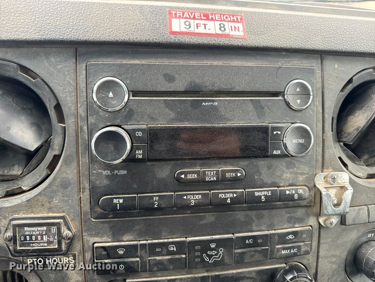 image for item OF9764 2014 Ford F550 Super Duty XL bucket truck