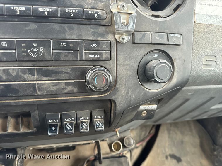 image for item OF9764 2014 Ford F550 Super Duty XL bucket truck