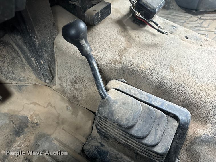 image for item OF9764 2014 Ford F550 Super Duty XL bucket truck