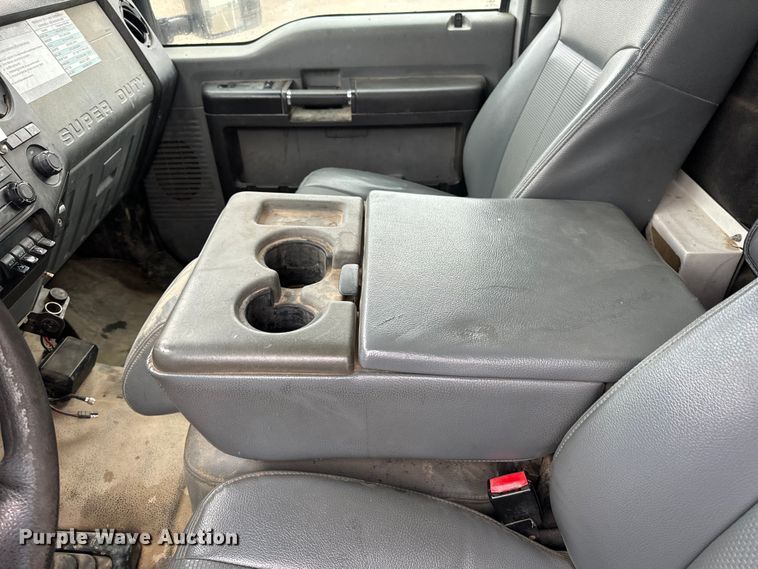 image for item OF9764 2014 Ford F550 Super Duty XL bucket truck