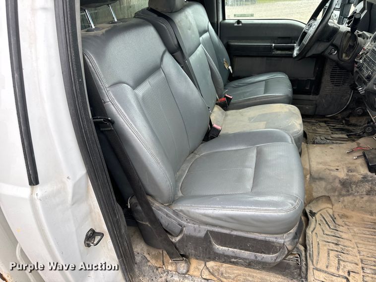 image for item OF9764 2014 Ford F550 Super Duty XL bucket truck