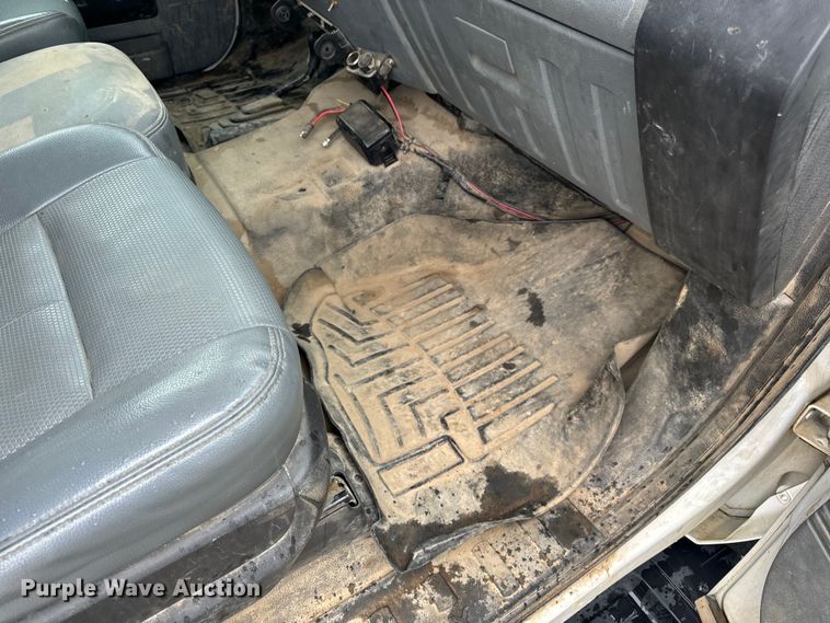 image for item OF9764 2014 Ford F550 Super Duty XL bucket truck