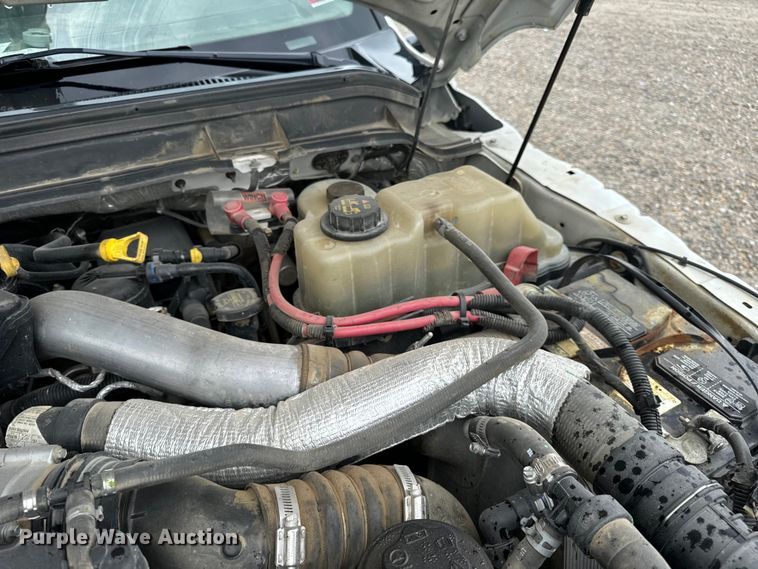 image for item OF9764 2014 Ford F550 Super Duty XL bucket truck