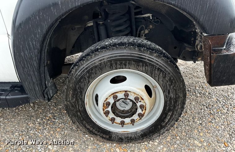 image for item OF9764 2014 Ford F550 Super Duty XL bucket truck