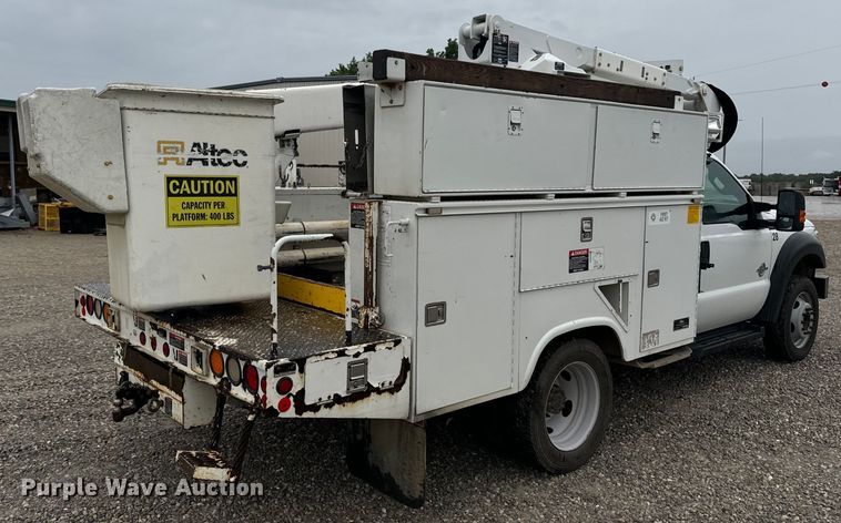 image for item OF9767 2013 Ford  F550 Super Duty XL bucket truck
