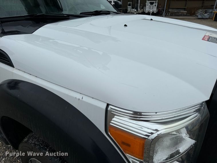 image for item OF9767 2013 Ford  F550 Super Duty XL bucket truck