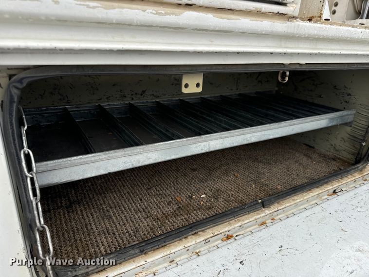 image for item OF9767 2013 Ford  F550 Super Duty XL bucket truck