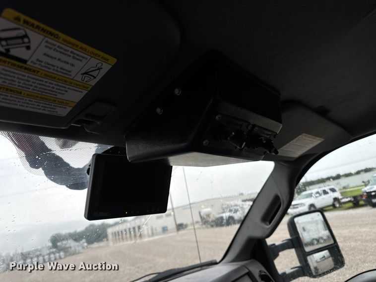 image for item OF9767 2013 Ford  F550 Super Duty XL bucket truck