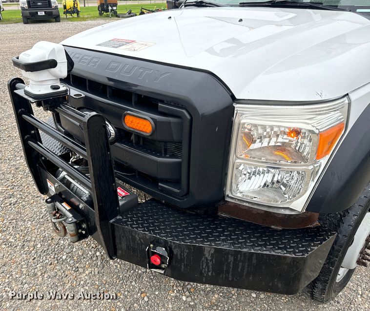 image for item OF9767 2013 Ford  F550 Super Duty XL bucket truck
