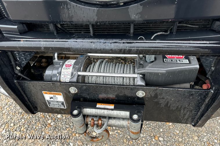 image for item OF9767 2013 Ford  F550 Super Duty XL bucket truck