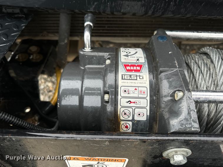 image for item OF9767 2013 Ford  F550 Super Duty XL bucket truck