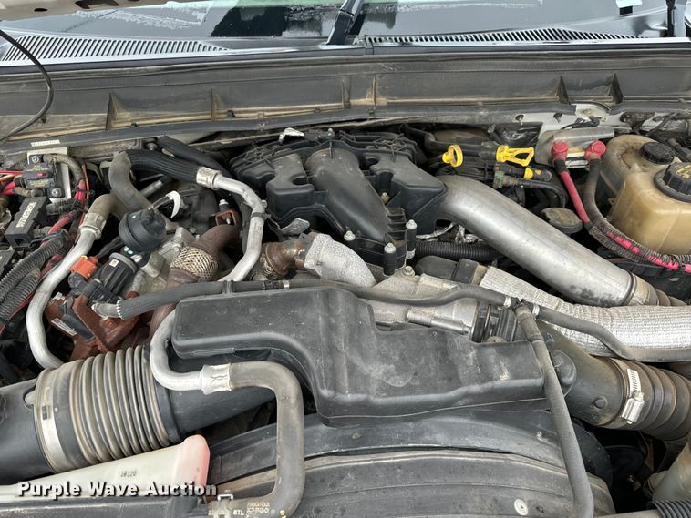 image for item OF9767 2013 Ford  F550 Super Duty XL bucket truck