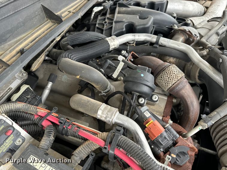 image for item OF9767 2013 Ford  F550 Super Duty XL bucket truck