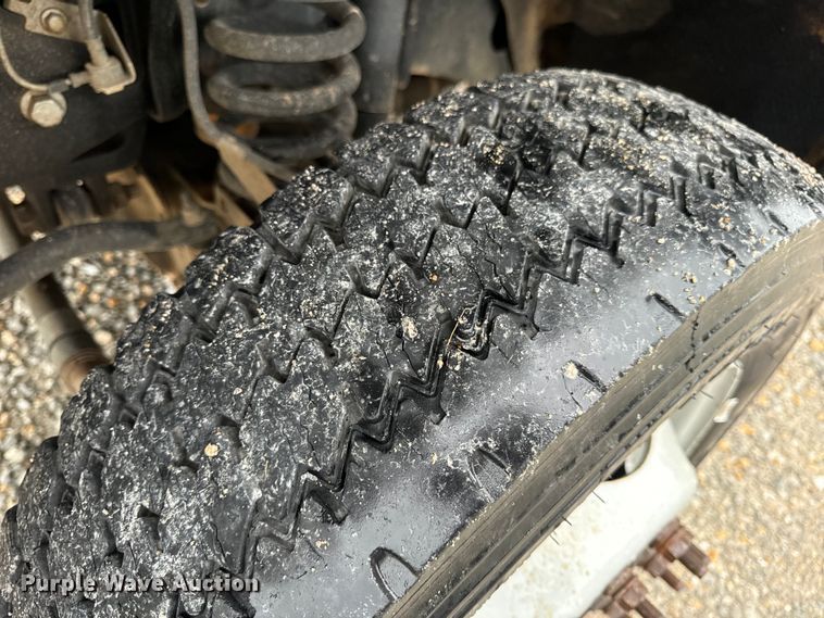 image for item OF9767 2013 Ford  F550 Super Duty XL bucket truck