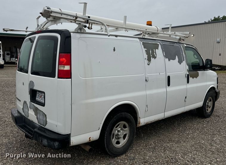 image for item OF9770 2008 Chevrolet  Express van