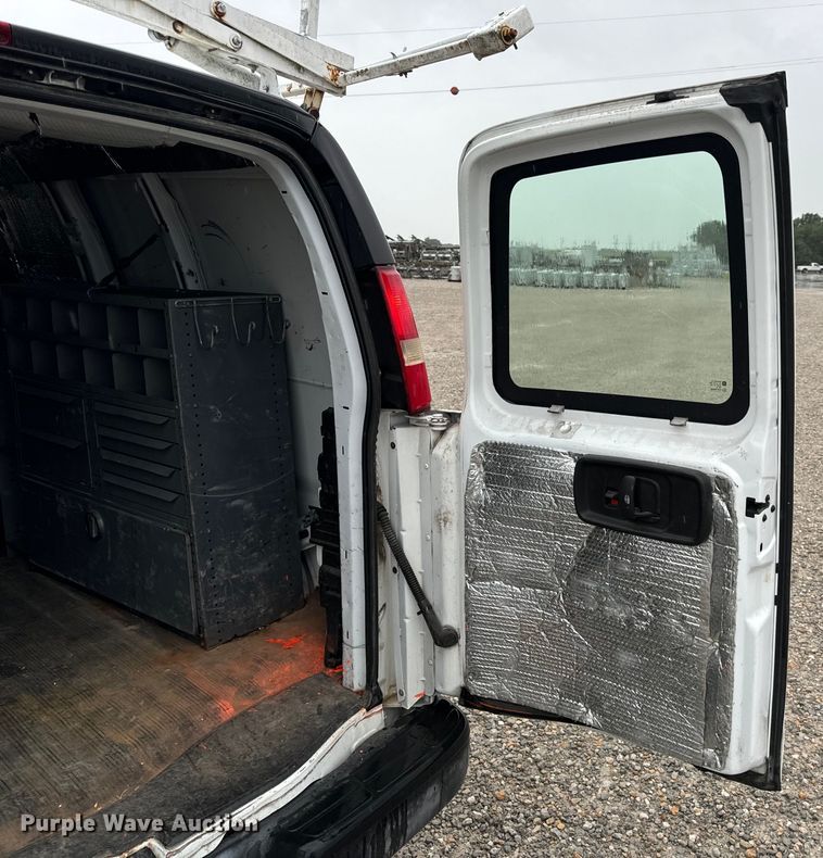 image for item OF9770 2008 Chevrolet  Express van